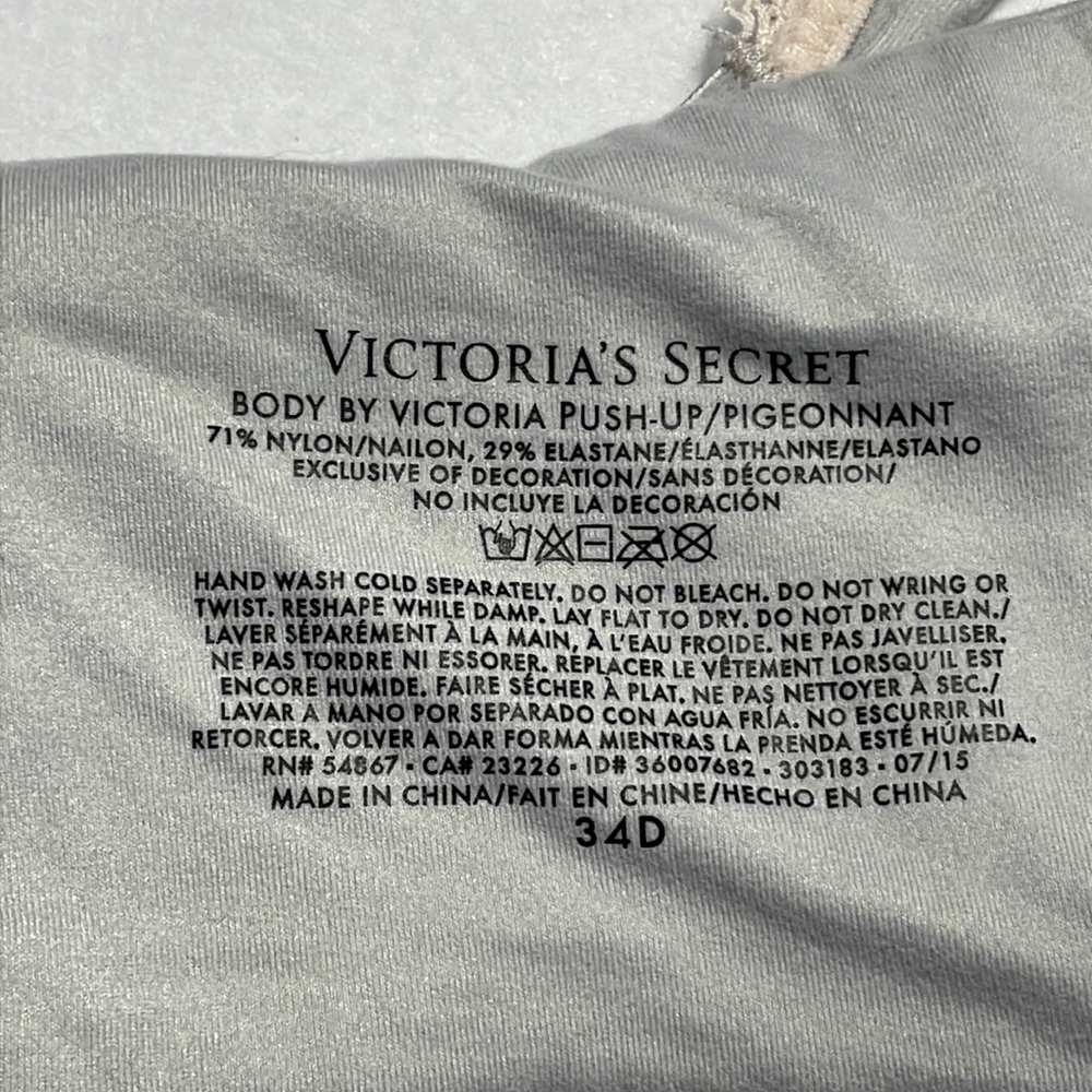 Victoria’s Secret Body by Victoria push-up bra, size 34D - Picture 9 of 10